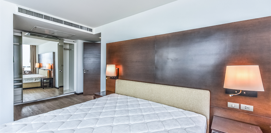 Condominio de 2 dormitorios en Bangkok, Tailandia № 184331