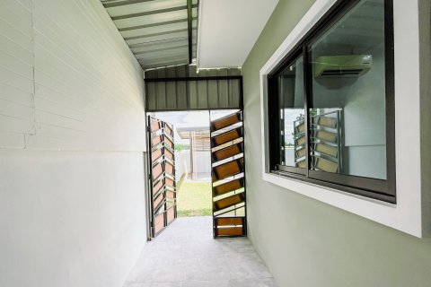Casa de 3 dormitorios en Hua Hin, Tailandia № 173809 - foto 17