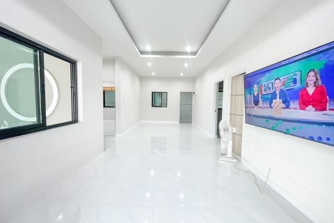Casa de 3 dormitorios en Hua Hin, Tailandia № 173809 - foto 3
