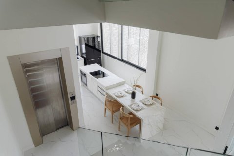 Casa de 3 dormitorios en Bangkok, Tailandia № 180697 - foto 17