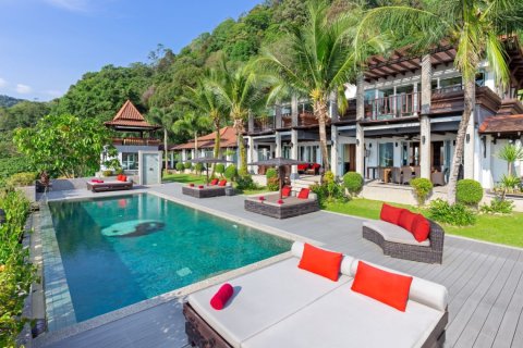 Casa de 8 dormitorios en Phuket, Tailandia № 180700 - foto 5