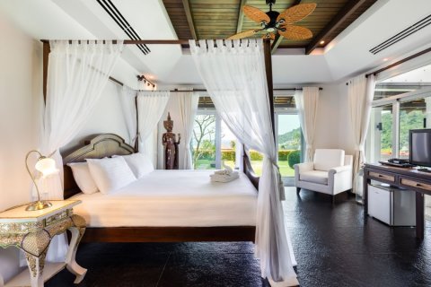 Casa de 8 dormitorios en Phuket, Tailandia № 180700 - foto 23
