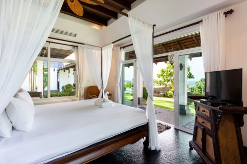 Casa de 8 dormitorios en Phuket, Tailandia № 180700 - foto 22