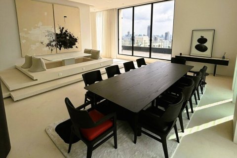 Ático de 4 dormitorios en Bangkok, Tailandia № 180699 - foto 6