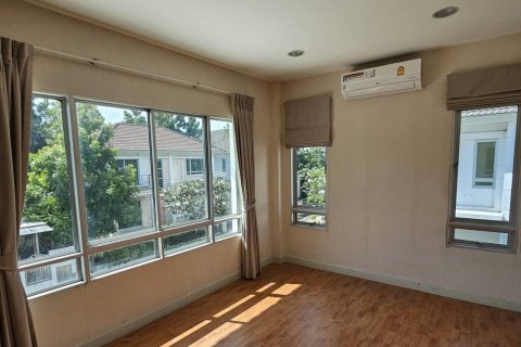 Casa de 3 dormitorios en Khan Na Yao, Bangkok, Tailandia № 141310 - foto 4