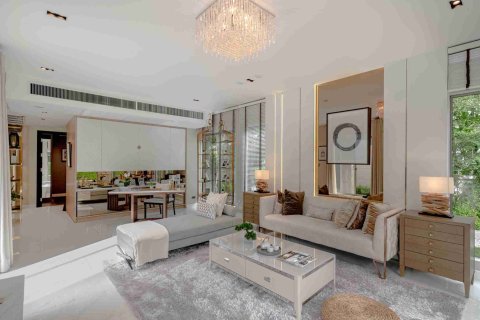 Casa de 5 dormitorios en Bangkok, Tailandia № 183882 - foto 7