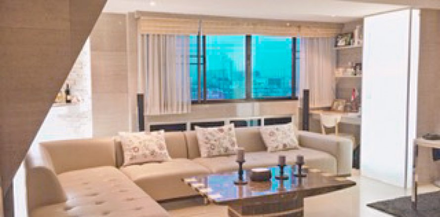 Condo in Bangkok, Thailand, 2 bedrooms № 143761