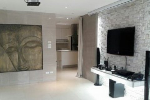 Condo in Bangkok, Thailand, 2 bedrooms № 143761 - photo 3