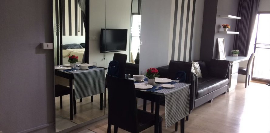 Condo à Bangkok, Thaïlande, 1 chambre  № 143759