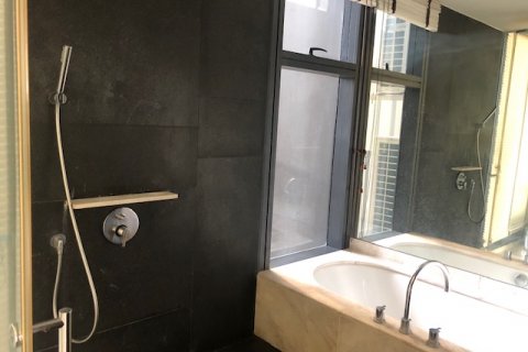 Condominio de 3 dormitorios en Yan Nawa, Bangkok, Tailandia № 143760 - foto 11