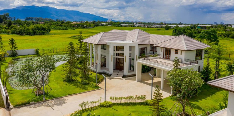Chalet de 7 dormitorios en Chiang Mai, Tailandia № 133435