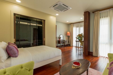 Chalet de 7 dormitorios en Chiang Mai, Tailandia № 133435 - foto 21