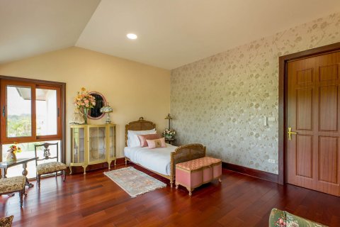 Chalet de 7 dormitorios en Chiang Mai, Tailandia № 133435 - foto 25