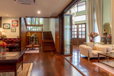 Chalet de 7 dormitorios en Chiang Mai, Tailandia № 133435 - foto 13