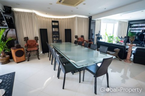 Condominio de 2 dormitorios en Pattaya, Tailandia № 59620 - foto 6