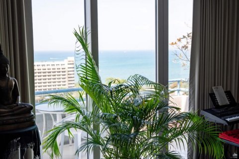 Condominio de 2 dormitorios en Pattaya, Tailandia № 59620 - foto 11
