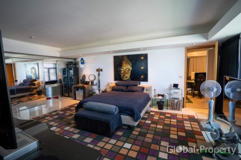 Condominio de 2 dormitorios en Pattaya, Tailandia № 59620 - foto 3