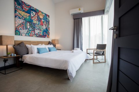 Casa de 3 dormitorios en Hua Hin, Tailandia № 180974 - foto 16
