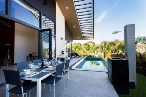 Casa de 3 dormitorios en Hua Hin, Tailandia № 180974 - foto 4