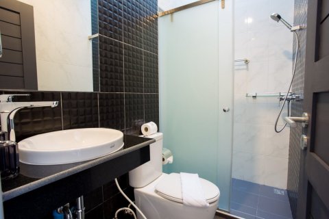 Casa de 3 dormitorios en Hua Hin, Tailandia № 180974 - foto 17