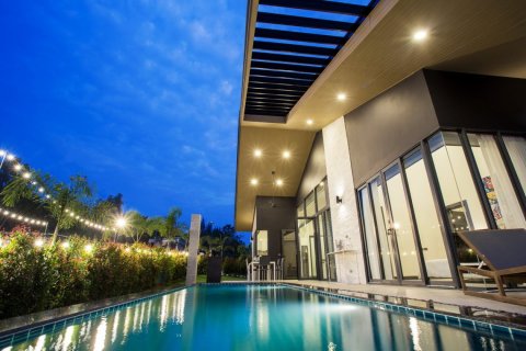 Casa de 3 dormitorios en Hua Hin, Tailandia № 180974 - foto 27