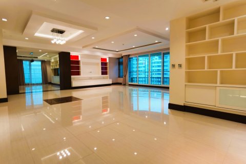 Condominio de 4 dormitorios en Bangkok, Tailandia № 180971 - foto 4