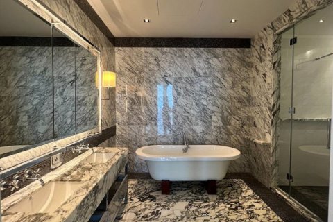 Condominio de 2 dormitorios en Bangkok, Tailandia № 180969 - foto 14