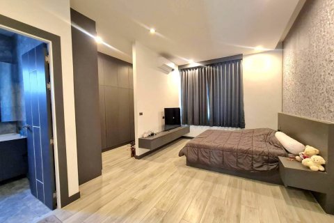 Casa de 3 dormitorios en Pattaya, Tailandia № 53980 - foto 20