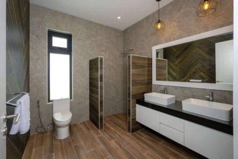 Chalet de 4 dormitorios en Hua Hin, Tailandia № 163761 - foto 10