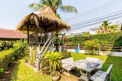 Chalet de 6 dormitorios en Hua Hin, Tailandia № 163762 - foto 10