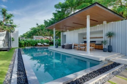 Chalet de 4 dormitorios en Bang Tao, Tailandia № 191189 - foto 2