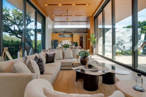 Chalet de 4 dormitorios en Bang Tao, Tailandia № 191189 - foto 5