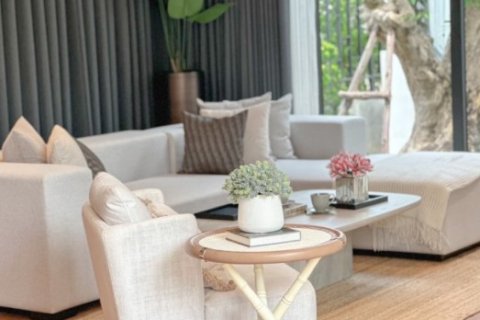 Chalet de 4 dormitorios en Bang Tao, Tailandia № 191189 - foto 7