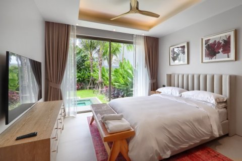 Chalet de 3 dormitorios en Phuket, Tailandia № 191190 - foto 10