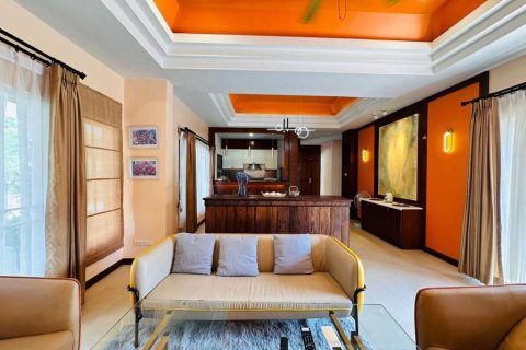 Chalet de 3 dormitorios en Phuket, Tailandia № 154512 - foto 3