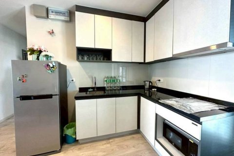 Condominio de 2 dormitorios en Pattaya, Tailandia № 172736 - foto 4