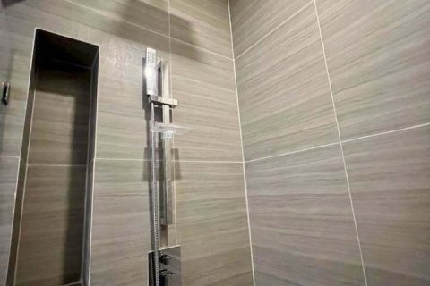 Estudio en el condominio en Watthana, Bangkok, Tailandia № 163288 - foto 9