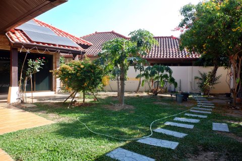 Estudio en Bang Lamung, Tailandia № 157801 - foto 6