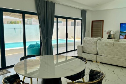 Chalet de 3 dormitorios en Ko Samui, Tailandia № 175577 - foto 14