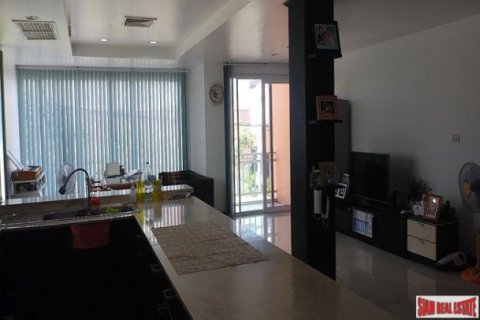 Hotel apartamento de 3 dormitorios en Phuket, Tailandia № 203097 - foto 4