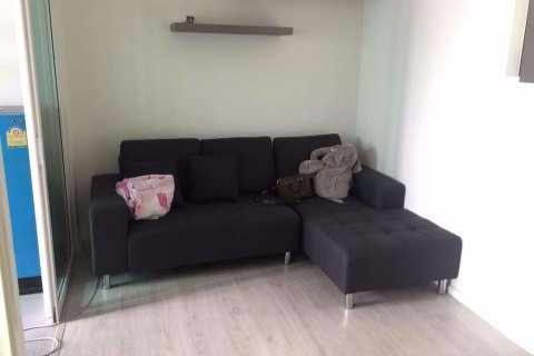 Condo à Thonburi, Bangkok, Thaïlande, 1 chambre  № 51623