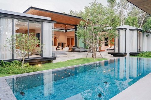Chalet de 4 dormitorios en Phuket, Tailandia № 158943