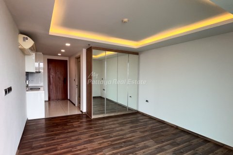 Estudio en el condominio en Bang Lamung, Tailandia № 146567 - foto 8