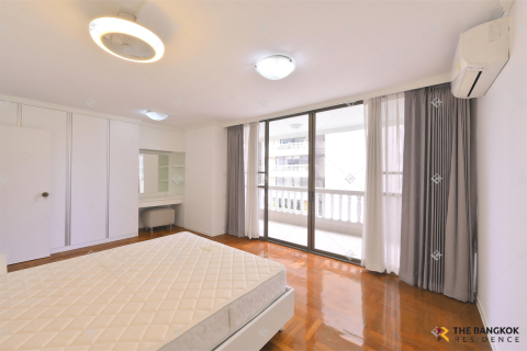 Apartamento de 3 dormitorios en Bangkok, Tailandia № 190230 - foto 10