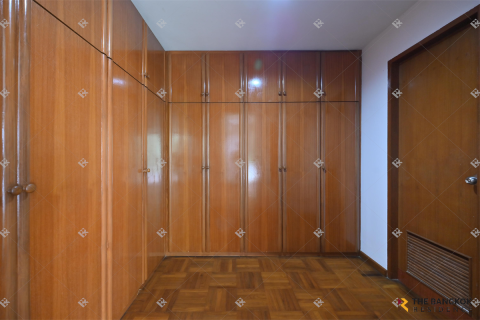 Apartment in Bangkok, Thailand 3 bedrooms № 190231 - photo 10