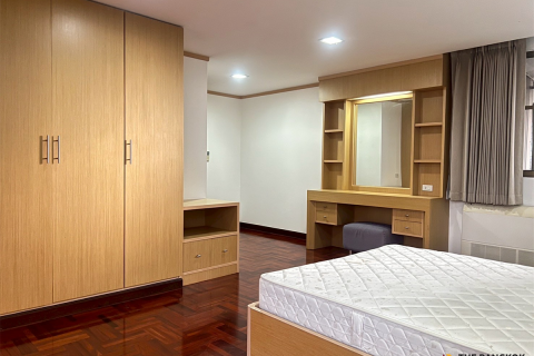 Apartment in Bangkok, Thailand 3 bedrooms № 190232 - photo 4