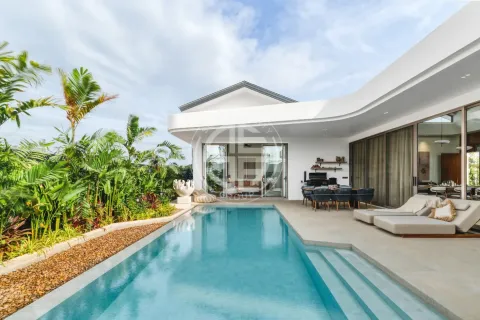 Chalet de 3 dormitorios en Phuket, Tailandia № 190861 - foto 2