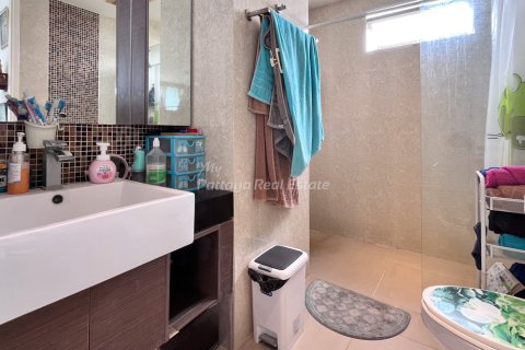Condominio de 1 dormitorio en Bang Lamung, Tailandia № 210033 - foto 6