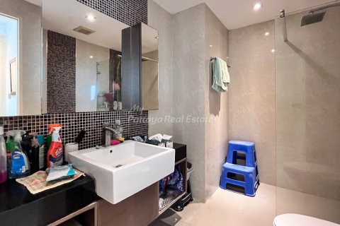 Condominio de 1 dormitorio en Bang Lamung, Tailandia № 210034 - foto 6
