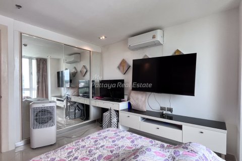 Condominio de 1 dormitorio en Bang Lamung, Tailandia № 210034 - foto 4